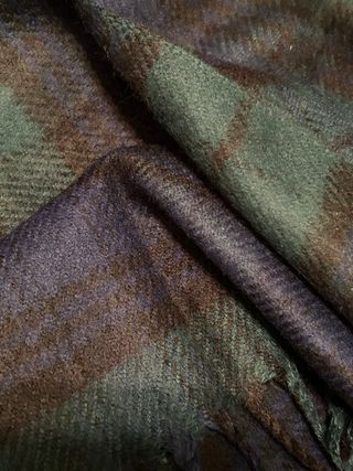 2 bufandas cuadros verde y azul