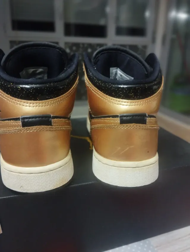 Zapatillas Air Jordan 1 Mid Gold Black Talla 36