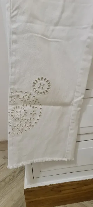 Vaqueros Tintoretto blancos mujer