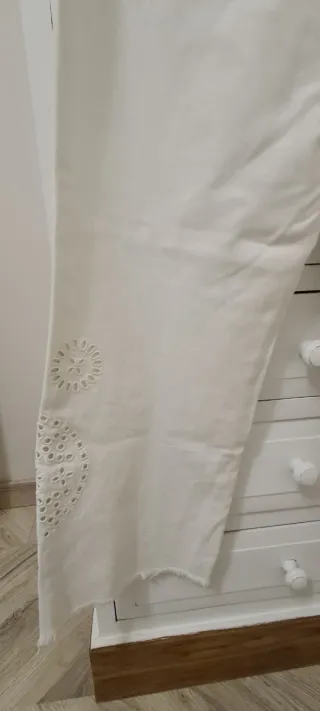 Vaqueros Tintoretto blancos mujer