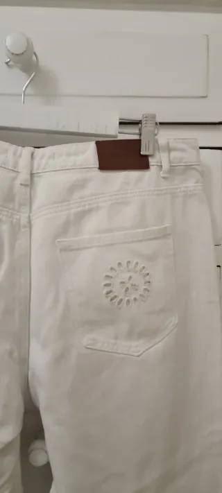 Vaqueros Tintoretto blancos mujer