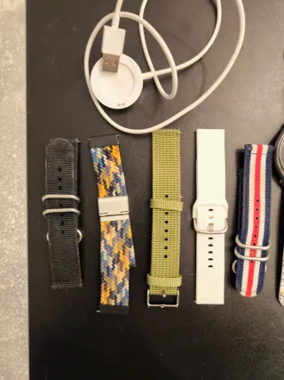 Xiaomi Watch 2 Pro con correas