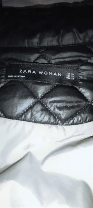 Acolchada negro Zara en XL