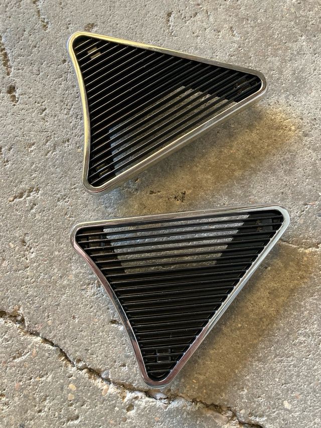 Rejillas Seat 600 (2 unidades)