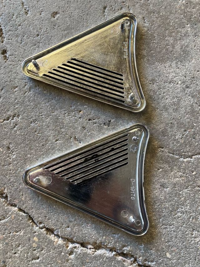 Rejillas Seat 600 (2 unidades)