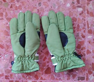 Guantes de esquí coloridos