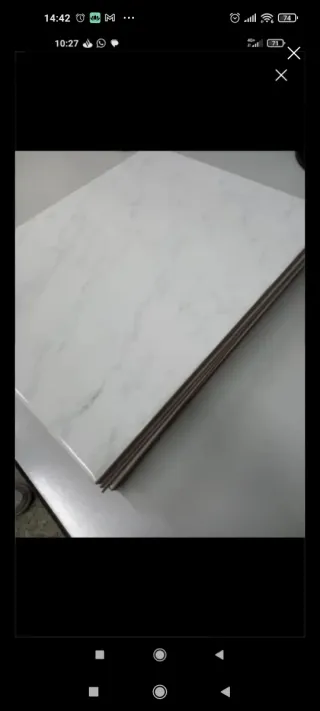 Azulejos blancos con veta