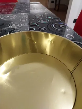 Contenitore Yves Rocher rotondo dorato