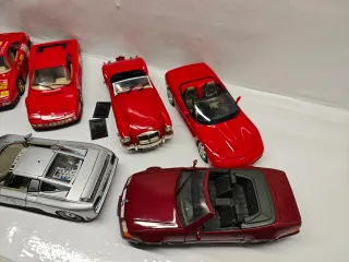 Lotto modellini auto da collezione