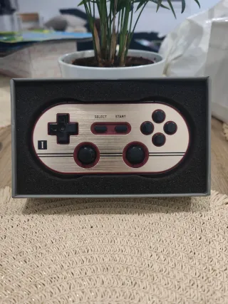 Mandos 8Bitdo FC30 Pro y N30 Pro – Excelent estado