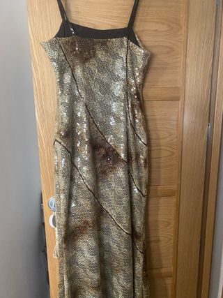 Vestido fiesta lentejuelas negro y dorado