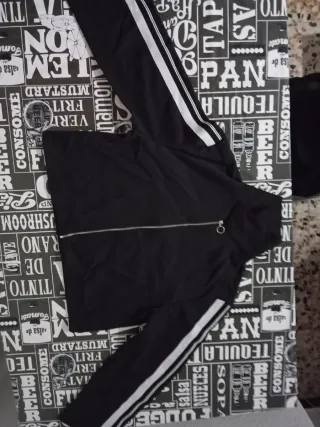 Conjunto deportivo mujer negro