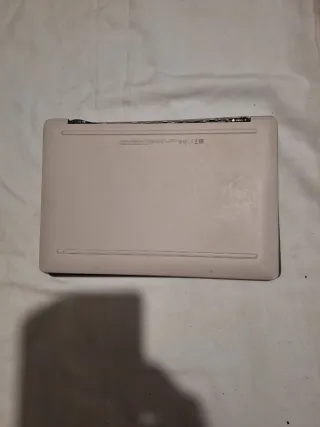 HP Chromebook 14a-na0014ns Plata