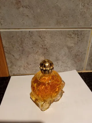 Frasco de perfume Avon
