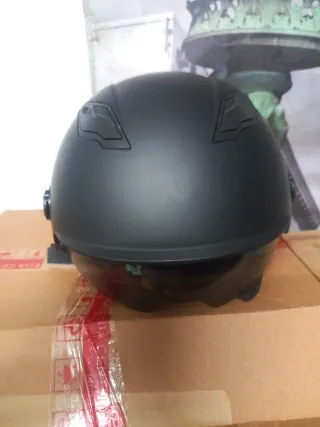 Casco negro mate Westt