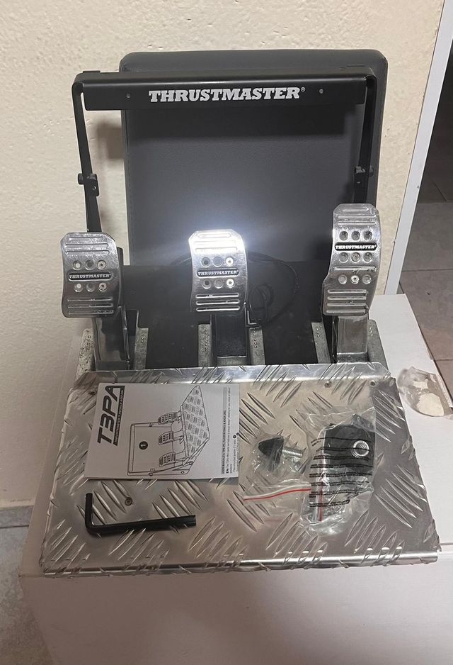 Pedales Thrustmaster T3PA Pro 3 Pedales