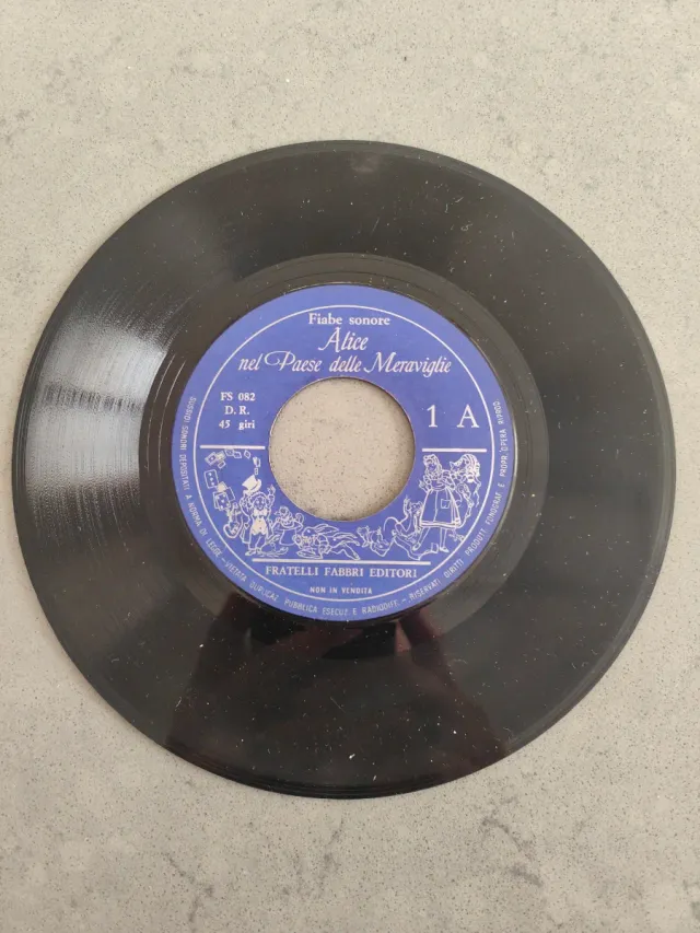 Vinile 45 giri Alice nel Paese delle Meraviglie