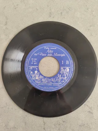 Vinile 45 giri Alice nel Paese delle Meraviglie
