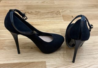 Zapatos de tacón negros fiesta