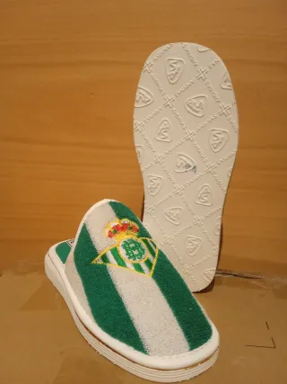 Zapatillas Casa Betis Talla 34