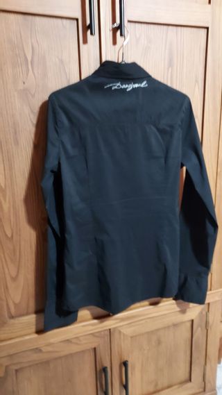 Camisa Negra Estampada Desigual