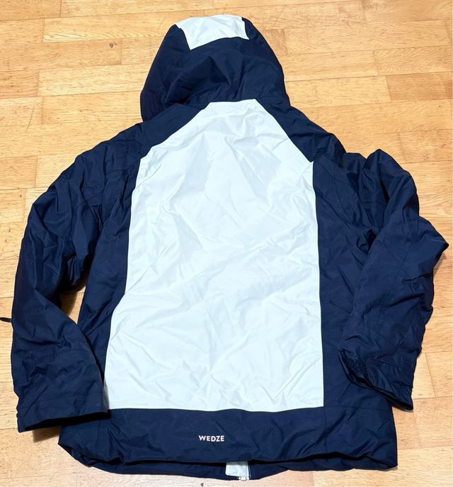 Traje de esquí niña y complementos