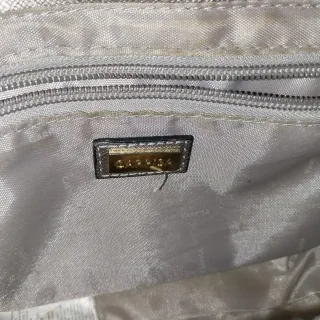 Borsetta argento con tracolla