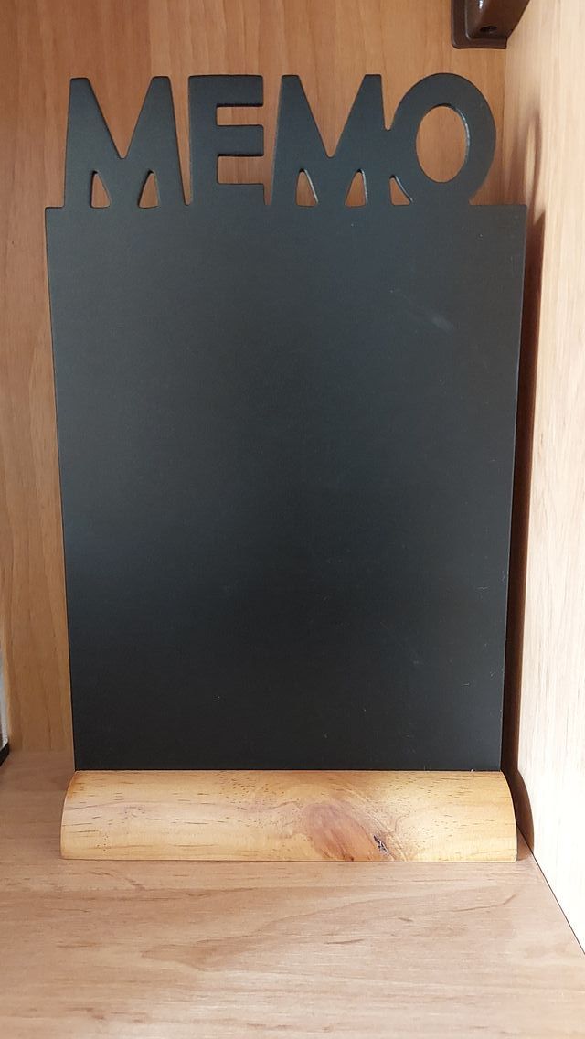 Lavagna da tavolo MEMO con base in legno