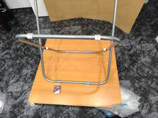 Tavolo pieghevole da cucina in legno e metallo