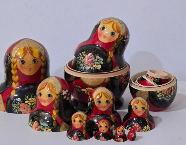 Muñeca Matrioska de madera pintadax 15cm.