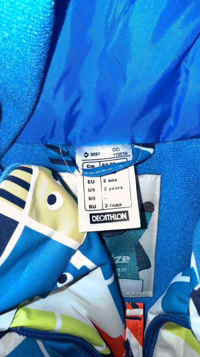 Traje de esquí infantil estampado talla 2 años