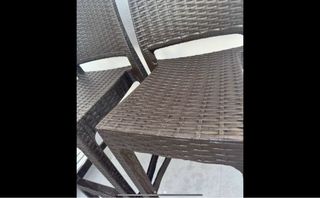 Taburetes de terraza ratán marrón