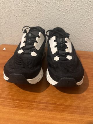 Zapatillas On Running Cloudstratus 3