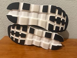 Zapatillas On Running Cloudstratus 3