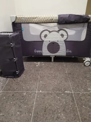 Cuna de viaje con osito