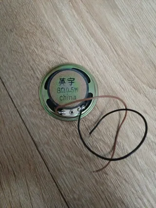 Micro altavoz 8 ohmios 0.5W