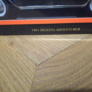 Desoto Adventurer 1961 Road Signature 1/18