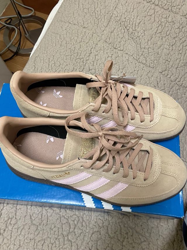Adidas Spezial Beige y Rosa
