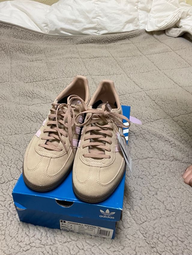 Adidas Spezial Beige y Rosa