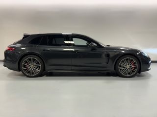 Porsche Panamera GTS Sport Turismo