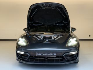 Porsche Panamera GTS Sport Turismo