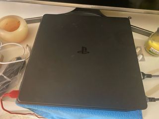 PS4 (PlayStation 4) Negra 1TB