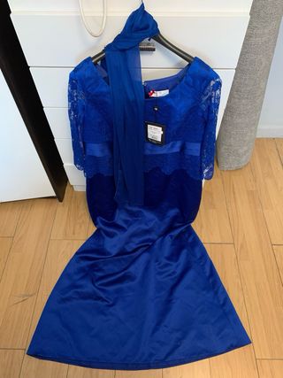 Vestido satén y encaje azul marino