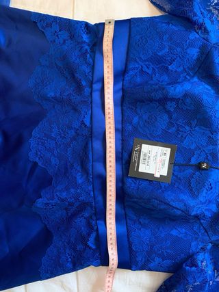 Vestido satén y encaje azul marino