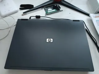 HP Compaq nx8220 Notebook