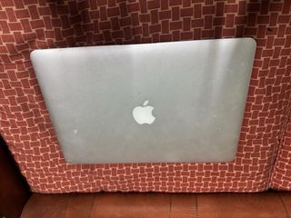 Macbook Air 13" 8GB 512GB SSD como nuevo Apple