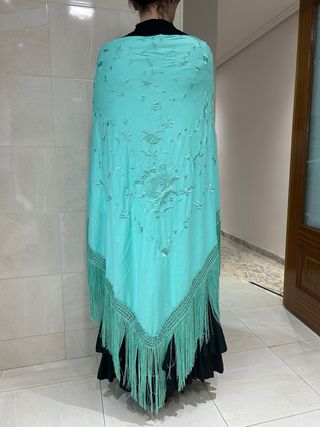 Mantón bordado Grande Cuadrado Verde