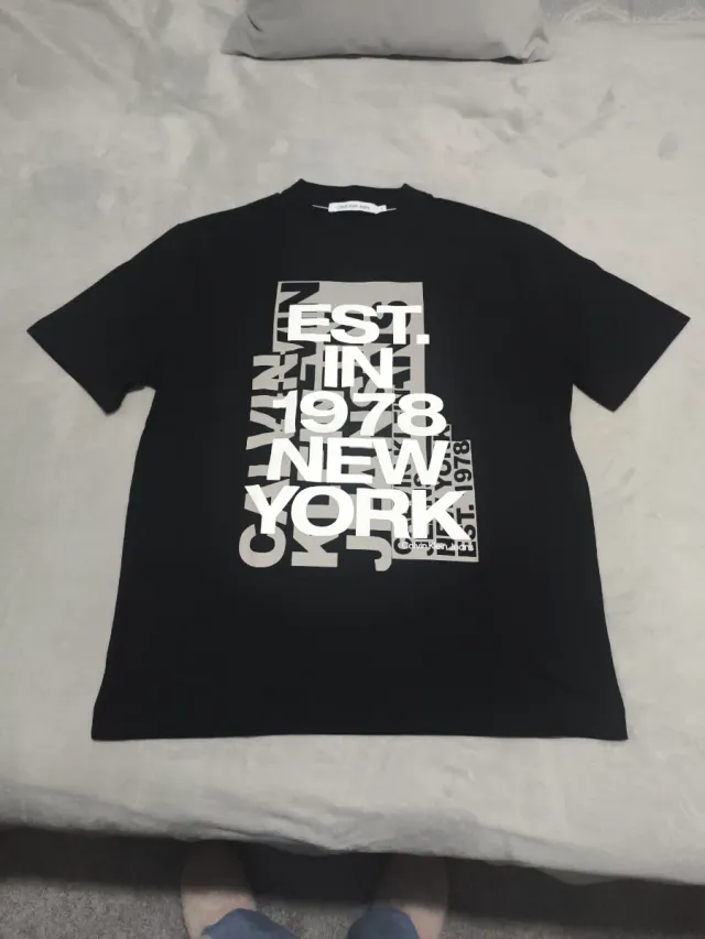 Camiseta Calvin Klein Est. 1978 New York.