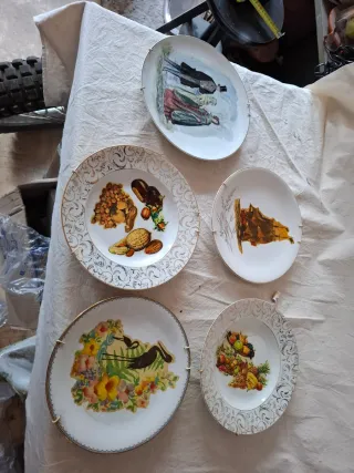 Piatti da collezione da appendere