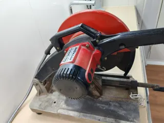 Tronzadora de hierro con disco